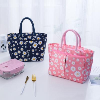 China Waterproof Portable Aluminum Foil Daisy Picnic Bag Small Insulated Soft Food Cooler Bag For Women Men for sale