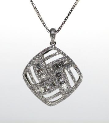 China Latest TRENDY Women Jewelry 18K White Gold Pave Diamond Pendant With Chain for sale