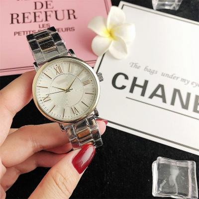 China Lover's watch woman wrist Top Brand Luxury Full Diamond Custom Alloy Band Oval Quartz Wrist Watch Women Quartz for sale