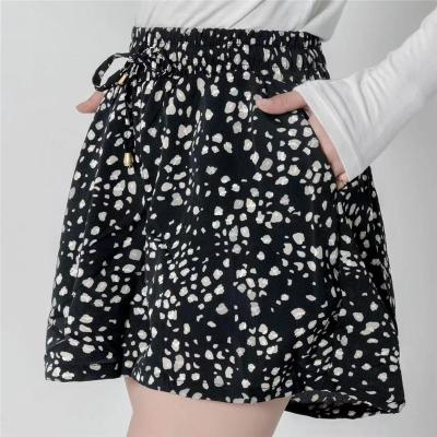 China Hot-selling Women's Breathable Floral Print Stretch A Line Shorts With Pockets High Waist Tied Flared Floral Skirt for sale