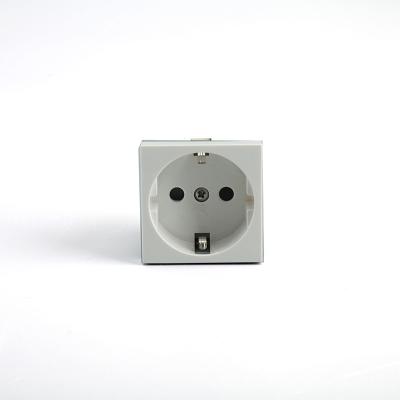 China 16A 45*45W Commercial Electrical Outlet German And European Standard Plug Core Copper-Plated Socket for sale