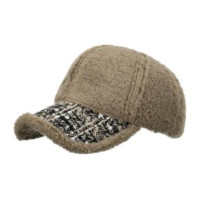 China European and American polyester warm baseball cap fleece Berber plush winter fashion style stitching style for women and girls for sale