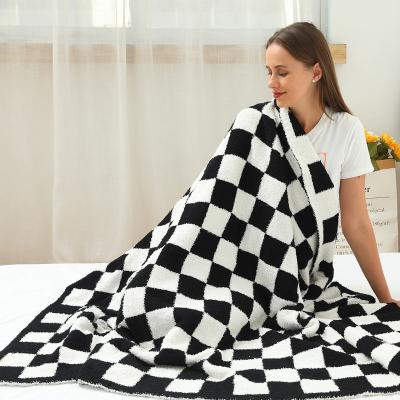 China Winter Folded Checkerboard Comfortable Home Indoor Jacquard Knitted Fleece Throw Blankets for sale