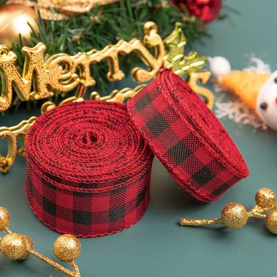 China Christmas Gift Wrapping Yarn Edge Webbing Fabric Lattice Bow Wrapping Canvas Roll for sale