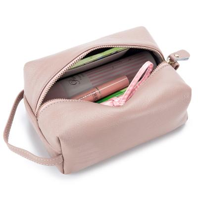 China Fashionable high-grade leather simple women's bag shell women's bag shell handbag travel wash bag simple women's bag large capacity leather for sale