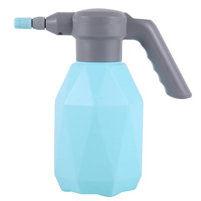 China Voltage 5V; battery life 4 hours plastic water spray cans handheld 2l electric and automatic watering sprayer for sale