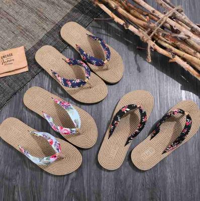 China 2021Fashion Travel Lightweight Canvas Slides Causal Light Weight Beach Sandals Outdoor Slippers Summer Ladies Flat Flip Flop Sandals for sale