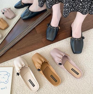 China New Summer Style Breathable Light Weight Flat Slip On Slippers Loafers Leather Half Mules Shoes For Women for sale