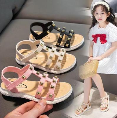 China New Fashion Price Factor Girl Waterproof Rivet Roman Sandals Wholesale Summer Waterproof Soled Comfortable Breathable Soft Sandals for sale