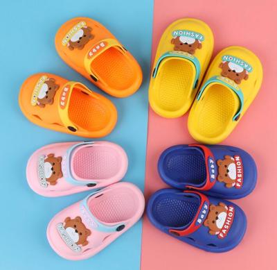 China New Baby Boy Waterproof EVA Garden Shoes Cartoon Sandals Factory Price Fashion Waterproof Children And New Girls Slides Slippers For Children Clogs for sale