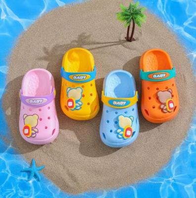 China Factory Price Waterproof Cute Holes Anti Slip Durable Comfortable Garden Shoes Kids Hoops for sale