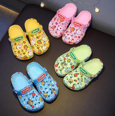 China Factory Price Waterproof Beach Sandals Waterproof Garden Clogs Cartoon Plastic Label Platform Garden Shoes Waterproof Soft For Kids Baby Shoes for sale