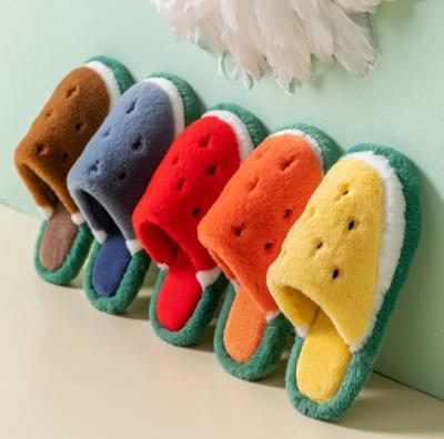 China Light Weight Faux Fur Warm Flat Shoes Winter Female Maid Slippers Fruit Cotton Furry Home Slippers for sale