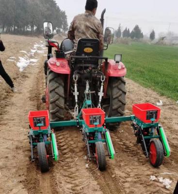 China Seed Planting Tractor Mounted 3Rows Maize Seeder Corn Planter With Fertilizer Corn Seeder for sale