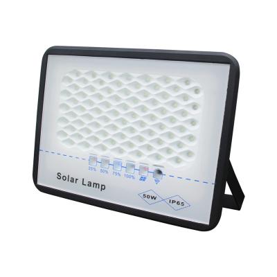 China Sports Stadiums 2835 80W 100W 120W Solar Flood Light Lithium Iron Solar Outdoor Battery LED Phosphate Solar Flood Lights for sale