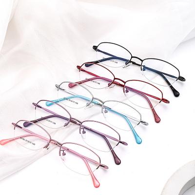 China Old Fashion Reading Glass Frames Metal Spectacle Frame Women Design Eyewear Optical Spectacles for sale