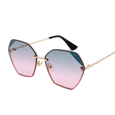 China 2021 2022 Fashion Women's Sunglasses Customization Logo Rimless Oversized Rimless Sunglasses 5136 Unisex for sale