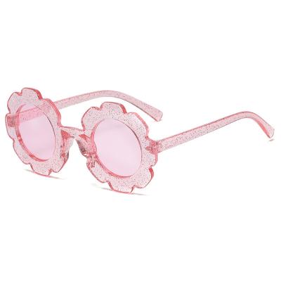 China 9049 newest type low price sunglasses new fashion sunglasses reflector glass sun glasses for sale