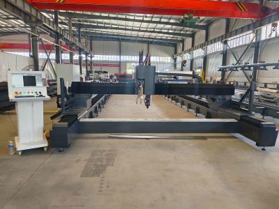 China Pipe Tube Laser Cutting Machine Two Chucks Side Mounted 130rpm for sale