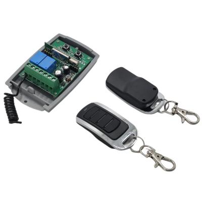 China Auto 12-24V 2 Channel Universal ON Switch RF Receiver Remote Controller Kit Includes 2 Remote Control For Doors for sale