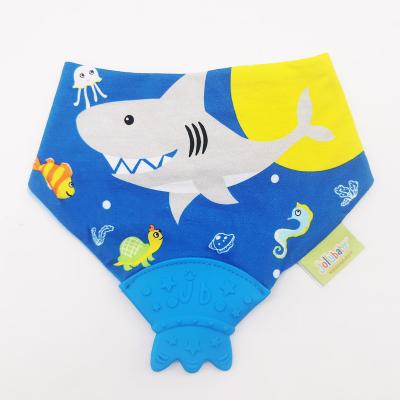 China 2022 Amazon Hot Sale Washable Baby Bandana With Silicone Teether 100% Cotton Baby Drool Bibs for sale