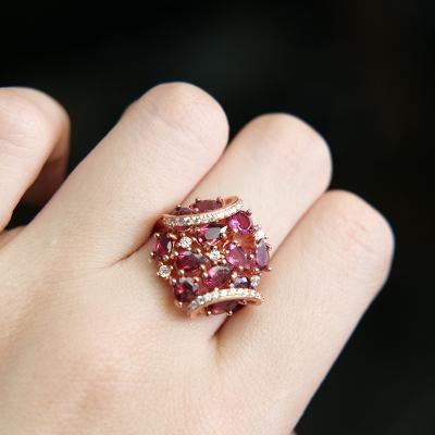 China Dream Dense Elegant Jewelry Rose Gold Super Delicate Vintage Rose Gold Rhinestone Mosaic Woman Ring for sale