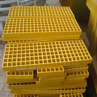 China Factory Supply FRP GRP Walkway Sideway Drain Cover Drainage Grating Drain Grates Trench Drain Cover for sale