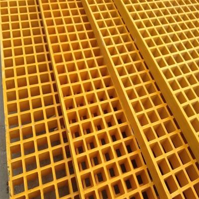 China Polyester FRP Grid Profile Pultruded Molded High Strength Fiberglass Grating for Stairs for sale