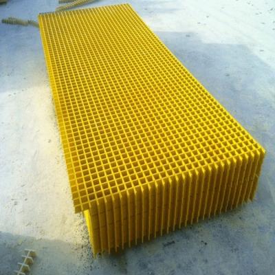 China Industral Fiber Type GFRP 38X38mm FRP Moulded Gratings Pultruded Grid for Needs for sale