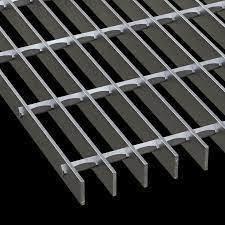 China Heavy Duty Customized Full Pressed Locked Galvanized Steel Metal Louvre Grating for Walkway for sale