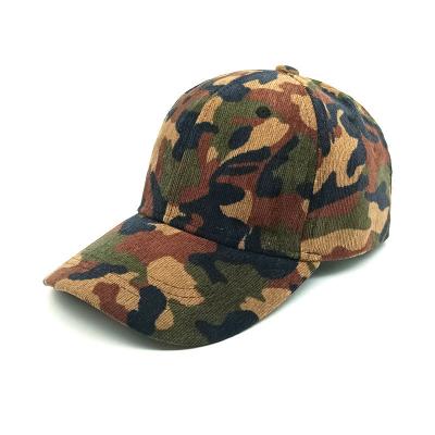 China Broderierte 6 Panel Baseballkappe Rand Vorgebogen Camo Corduroy Stoff Kappen 230gsm zu verkaufen