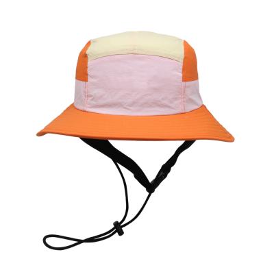 China Verstelbare Unisex waterdichte Surf Bucket Hoed met touw voor winkelen gemaakt van polyester Te koop