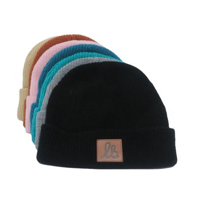 China Custom Logo Character Style Unisex Beanie Populaire winterhoeden voor Casual Scene Te koop