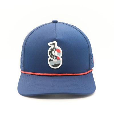 Chine Chapeau de baseball sur mesure à 5 panneaux avec broderie à perles d'ongles à motif solide Bonnet respirant à vendre