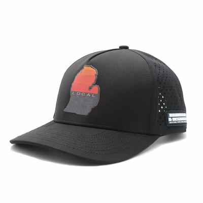 Chine 5 Panneau caoutchouc PVC Logo Baseball Cap avec trou percé coupé au laser et conception imperméable à vendre