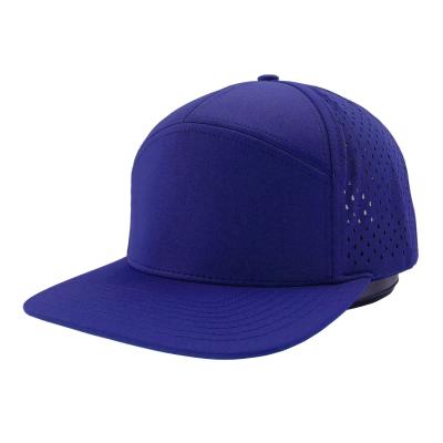 China Unisex polyester blank 7 panel geperforeerde hoed met op maat geborduurd en laser gesneden gat Te koop