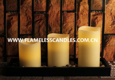 China Velas sin llama del pilar del LED fijadas con la roca y la bandeja de madera en venta