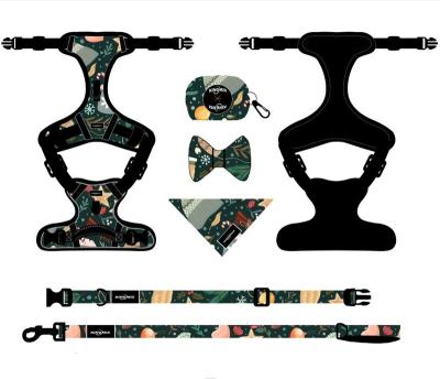 China Christmas DETACHED Pattern Customized Thoughtful No-Obstruction Dog Harness Harness Trails Thoughtful Pet Harness Set With Custom Pattern And Brand Logo for sale