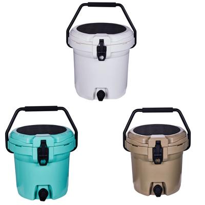 China Kuer waterproof outdoor commercial ice chest small rotomolded round cooler ice bucket for sale