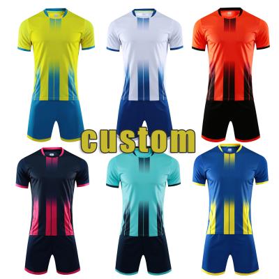 China Sets 2022 Logo Soccer Team Wear Football Cheap Professional Football Jersey Set Quick Dry Good Quality Printing Uniform Set for sale