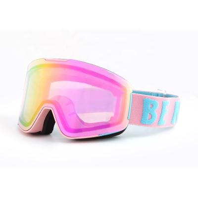 China Wholesale Attractive Design Women's Magnetic Ski Lens Goggles for sale