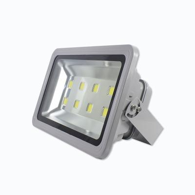 China Sports Stadiums IP65 IP66 50W 100W 150W 200W 300W 400W 500W Waterproof Solar Led Flood Light for sale