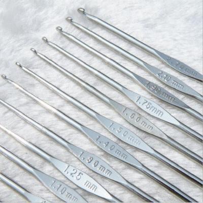 China High Quality Professional Iron Crochet Hooks Metal Single Main Crochet Hooks Available In Various Sizes Sewing Accessories for sale