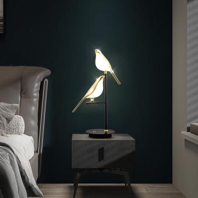 China Lighting Works Nordic Design Magpie Table Bird Led Lamp For Living Room Bedroom Bedside Night Stand Light for sale