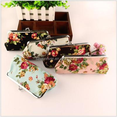 China Can Put Mobile Phone Stock Cheapest Flower Printed Clip Coin Wallet Brand New Women for sale