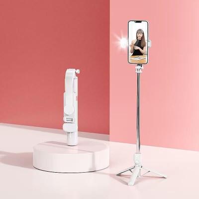 China Fold 1.1m Selfie Stick Wireless Bluetooth Selfie Stick Live Bracket Fill Light Telescopic Bluetooth Remote Control for sale