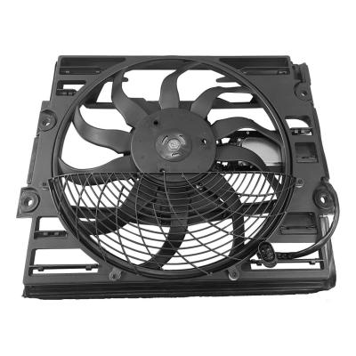 China De Koelventilatorassemblage van de radiatorcondensator voor BMW 740i 740iL 750iL Z8 64546921383 Te koop