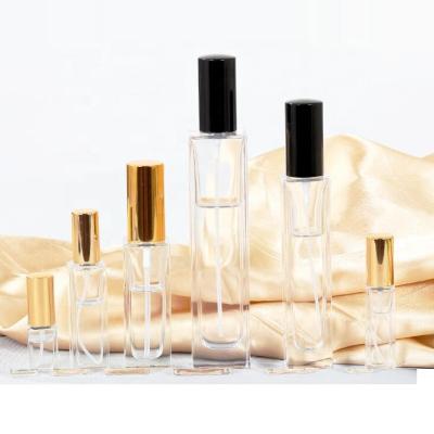 China Hot Sales Cosmetic Essential Oil Packaging 15ml Square Flat Shape Cosmetic Spray Glass Perfume Bottle for sale