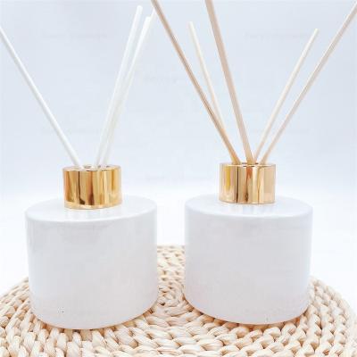 China Reed Custom Empty White Glass Diffuser Bottle 100ml With Fiber Stick Set for sale