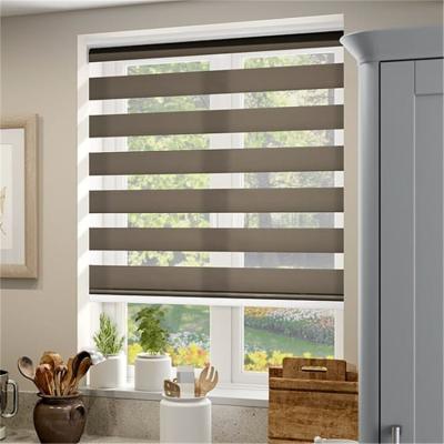 China Manual UV Protection Zebra Roll Blind Curtain For Kitchen Windows for sale